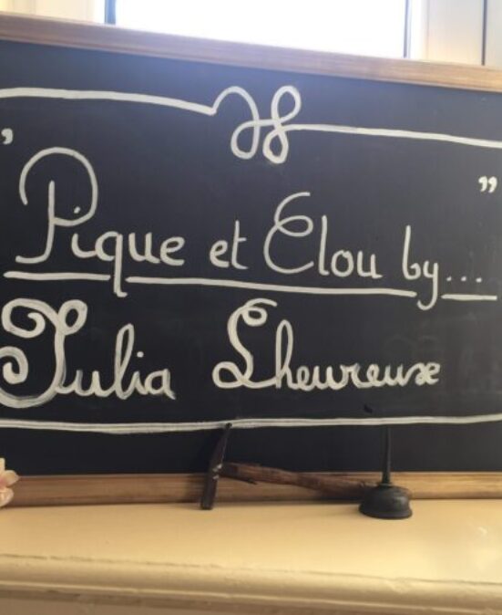 Julia Lheureux, tapissiere et fondatrice de Pique et Clou